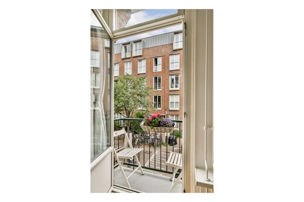 Medium property photo - Van Beuningenstraat 195-1, 1051 XP Amsterdam